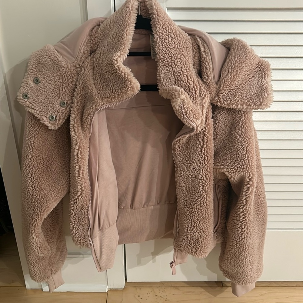 Alo Yoga Fuzzy Pink Coat